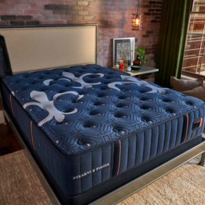 Stearns & Foster Lux Estate Collection