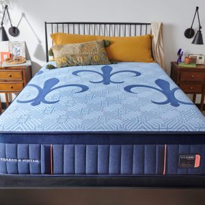 Stearns & Foster Lux Hybrid Collection